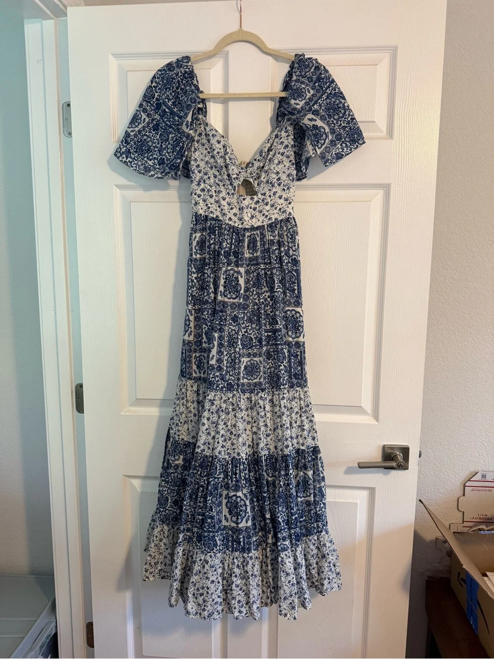 Abercrombie & Fitch Blue & White Floral Maxi Dress XS